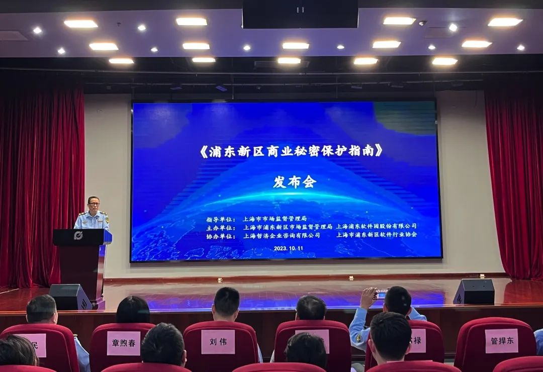 1698808656782705.png 640 (4).png